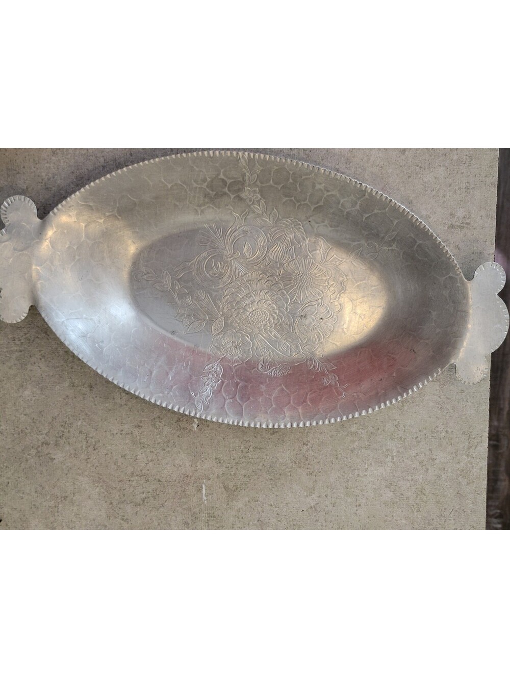 14in Vintage Designed Aluminum Tray Floral Pattern With Handles